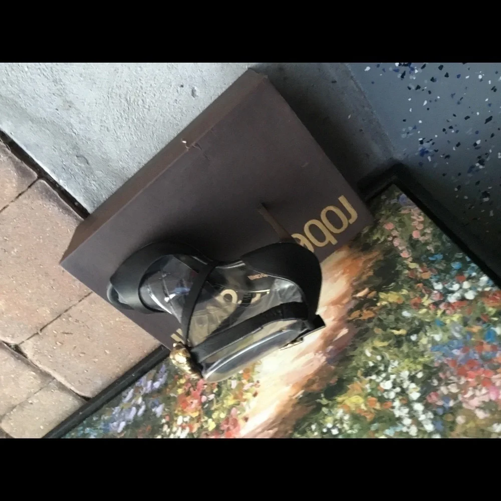 Roberto Cavalli Luxury Panthera Head Signature Gold Size 11 US‎